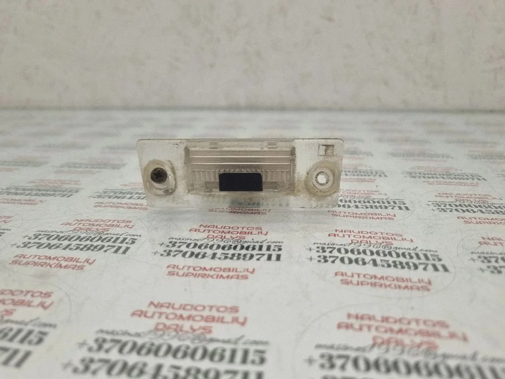 Oświetlenie tablicy rejestracyjnej – Audi A3 S3 8L (1996-2003)