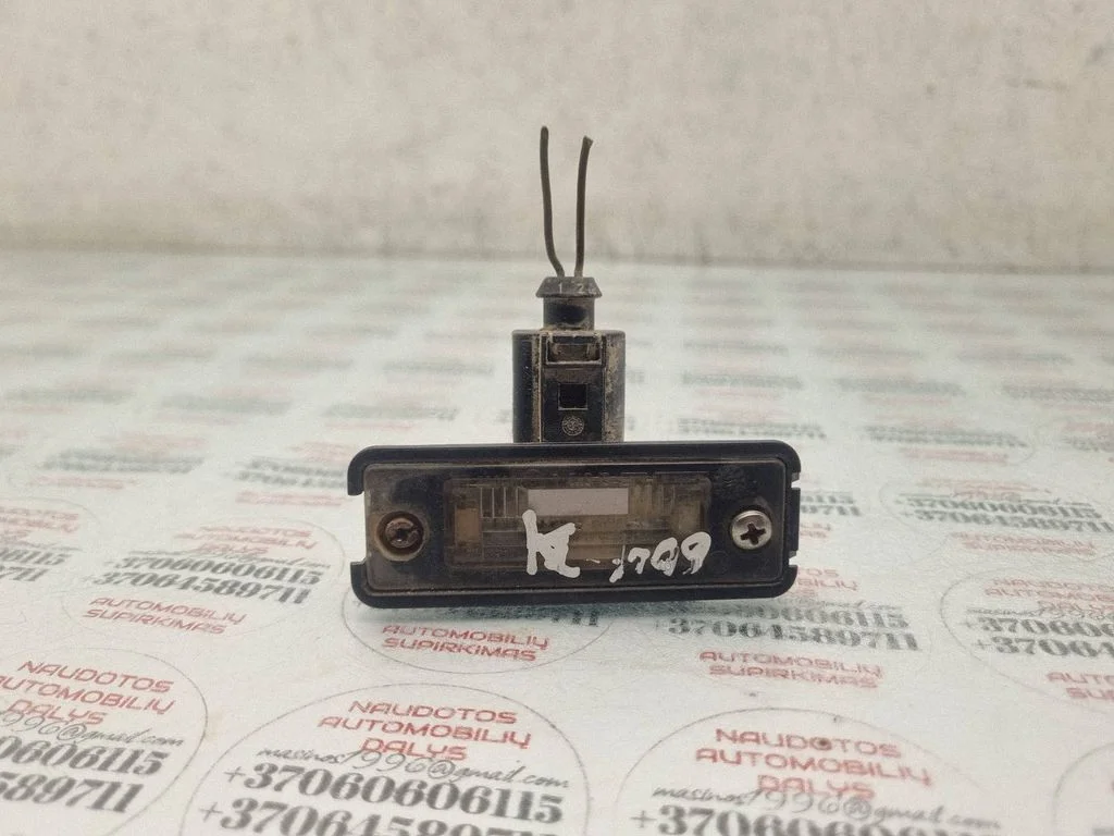 Number plate light 1J6943021