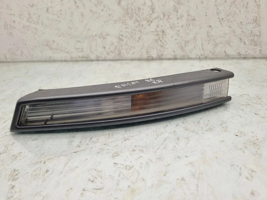 Kierunkowskaz przedni 3C0953041H