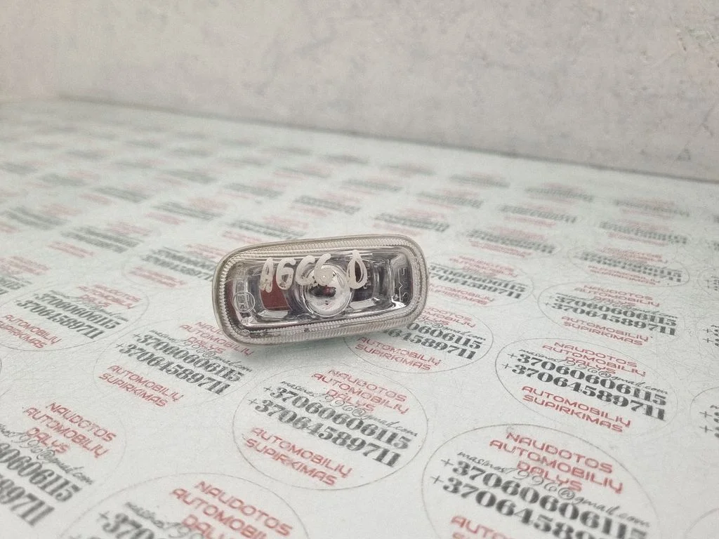 Front fender indicator light – Audi A6 Allroad C6 (2006-2011)