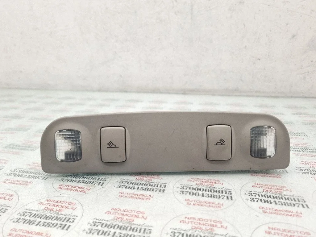 Rear seat light – Audi A3 S3 8P (2003-2012)