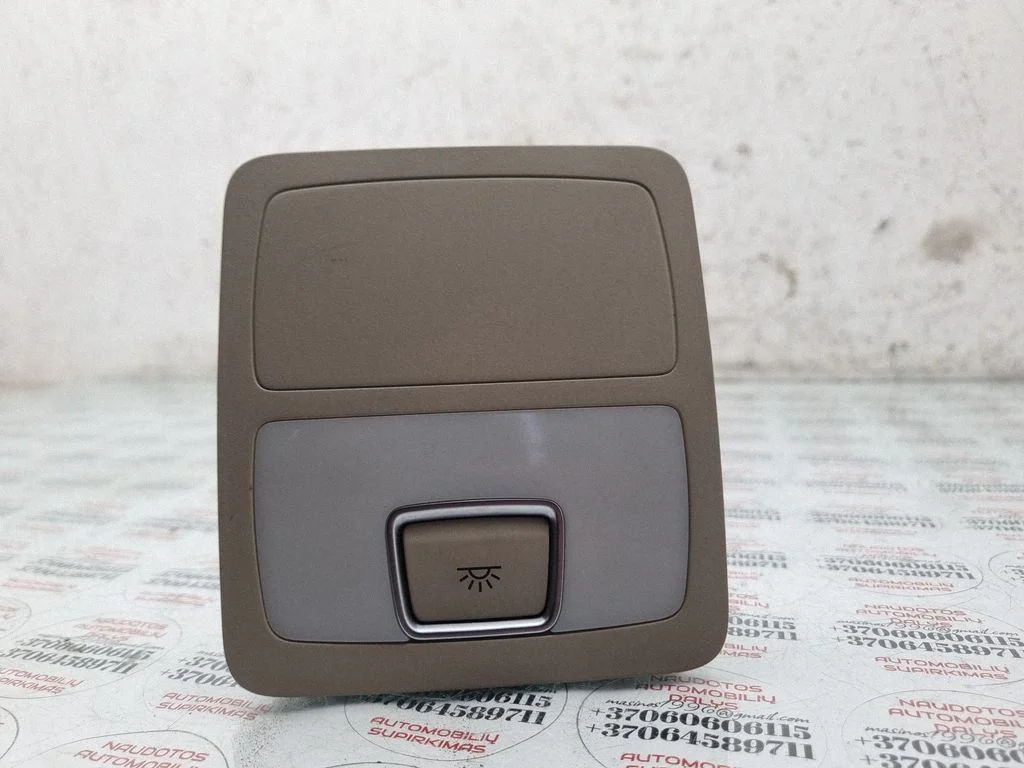 Rear seat light 4L0947163