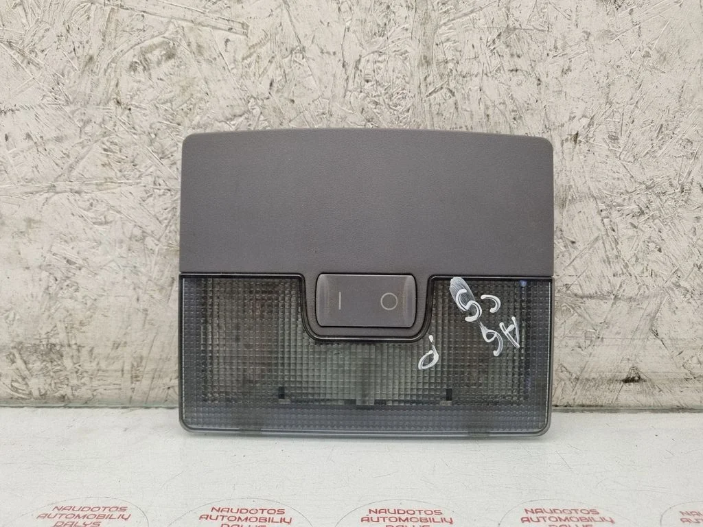 Front seat light 4B0947105