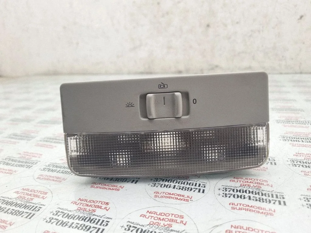 Front seat light 6Q0947105F