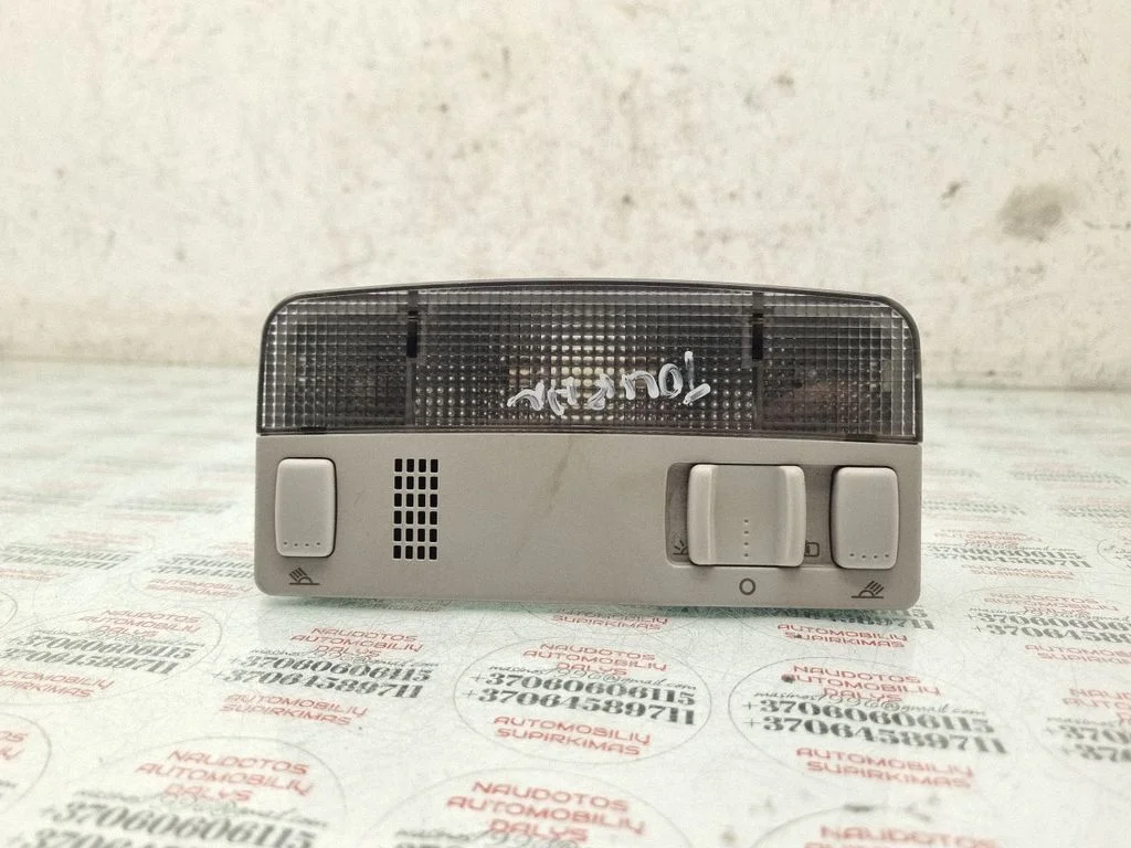 Front seat light – Volkswagen Touran I (2003-2010)