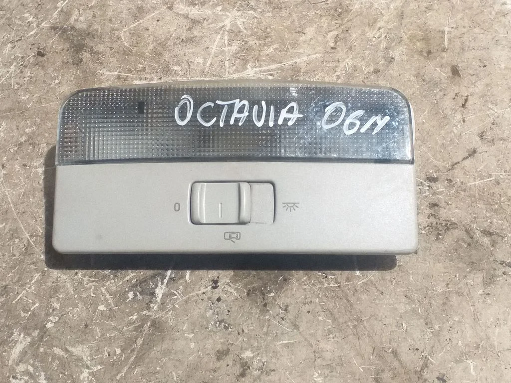 Rear seat light 6L0947105A