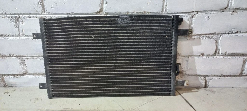 Gaisa kondicioniera dzesēšanas radiators (kondensators) – Ford Galaxy (1995-2000)