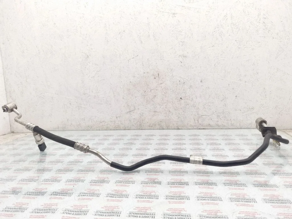 Kliimaseadme toru / voolik – Volkswagen Touareg I (2002-2010)
