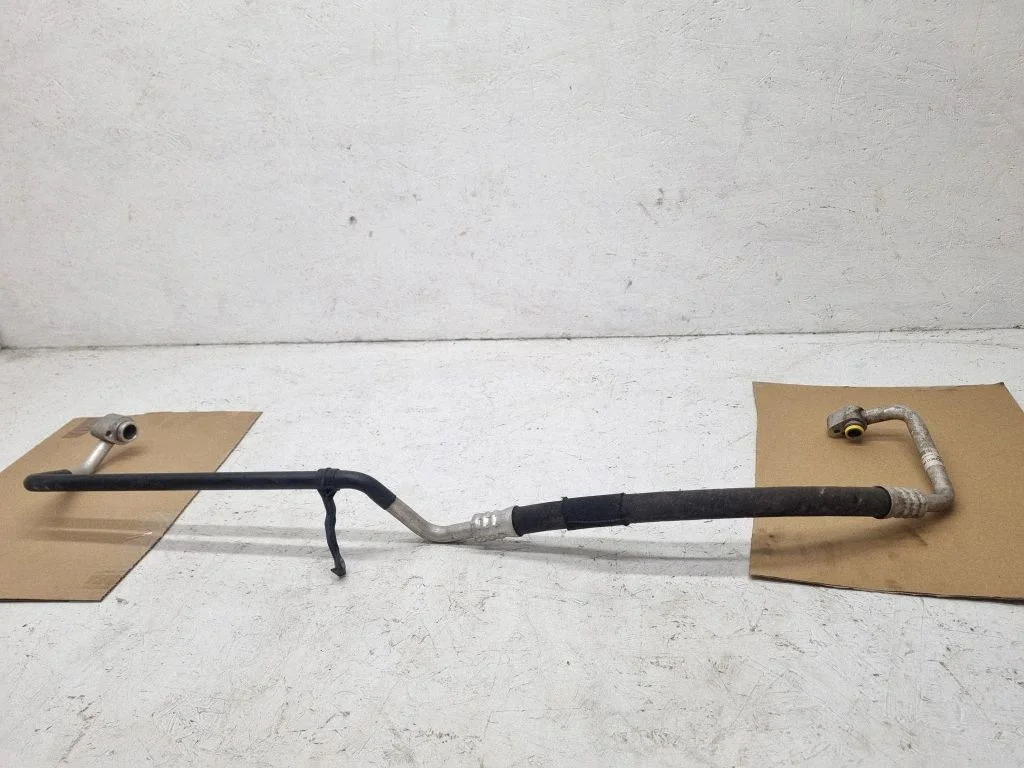 Air conditioning (A/C) pipe/hose 8E0260707AT