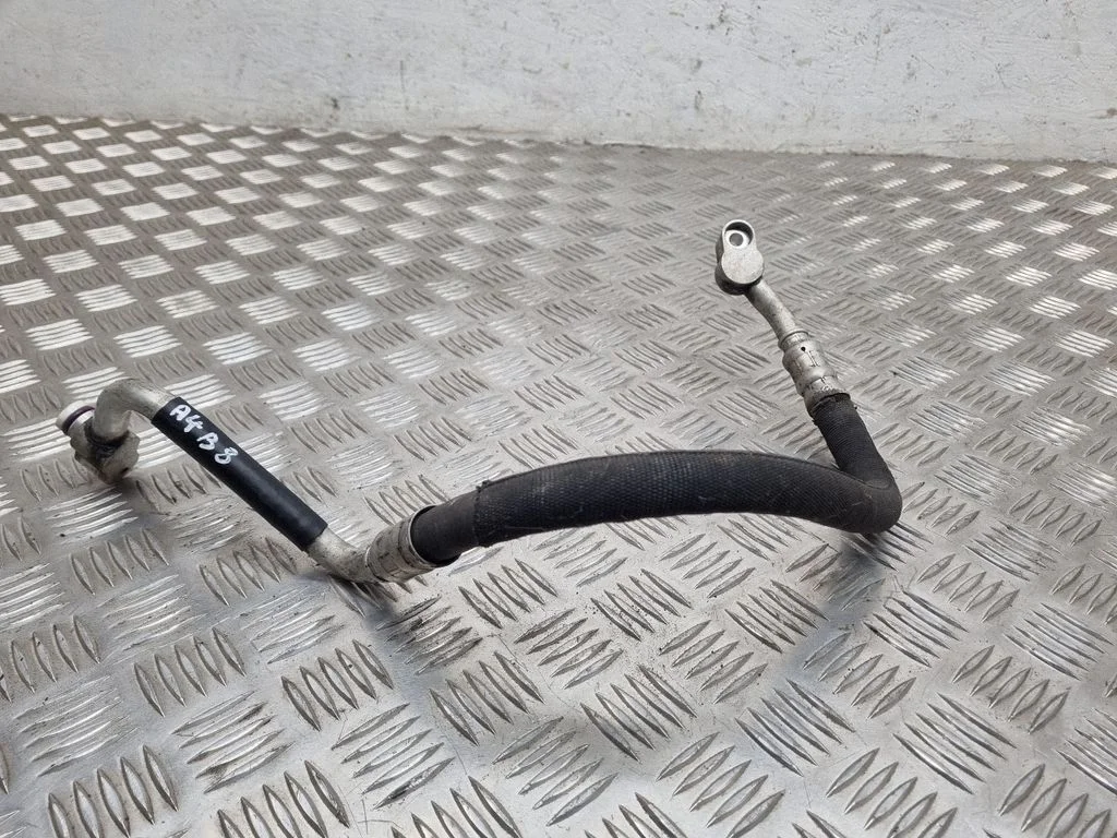 Kliimaseadme toru / voolik – Audi A4 Allroad B8 (2008-2016)