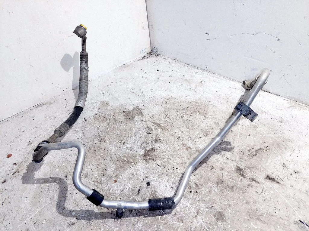 Air conditioning (A/C) pipe/hose 1K0820743