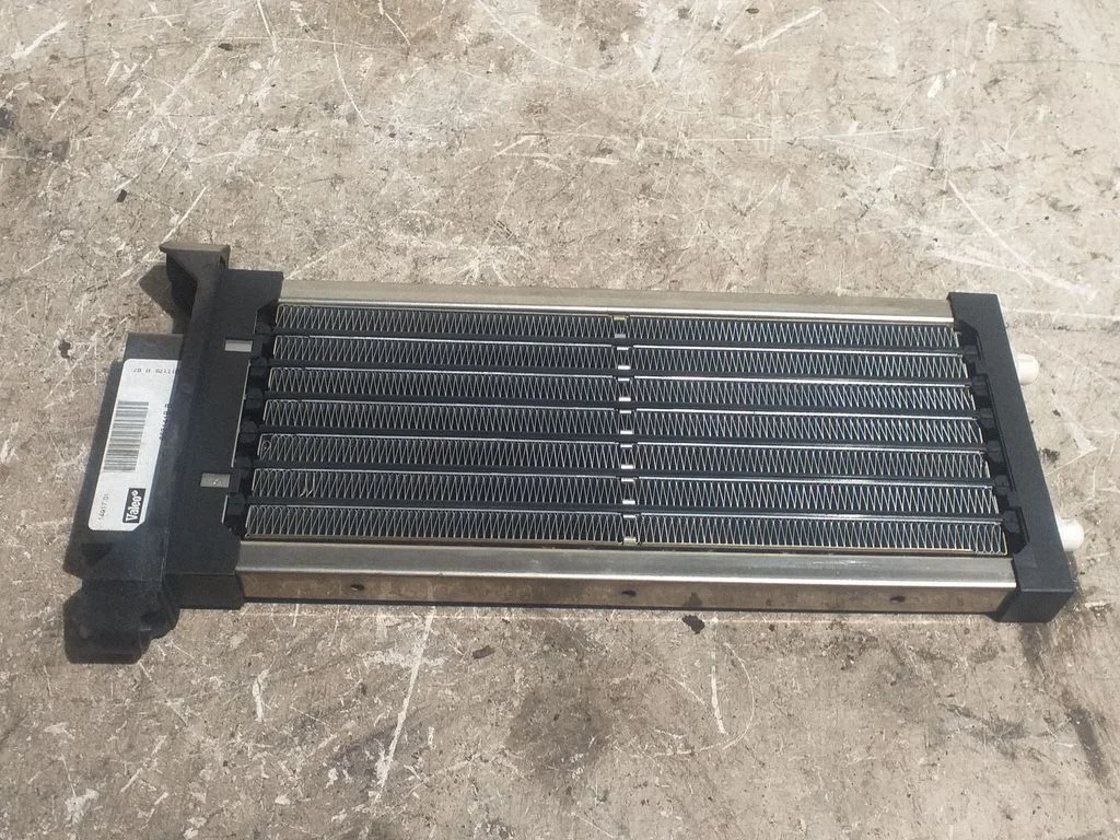Elektriline salongi küttekeha radiaator 4B1819011