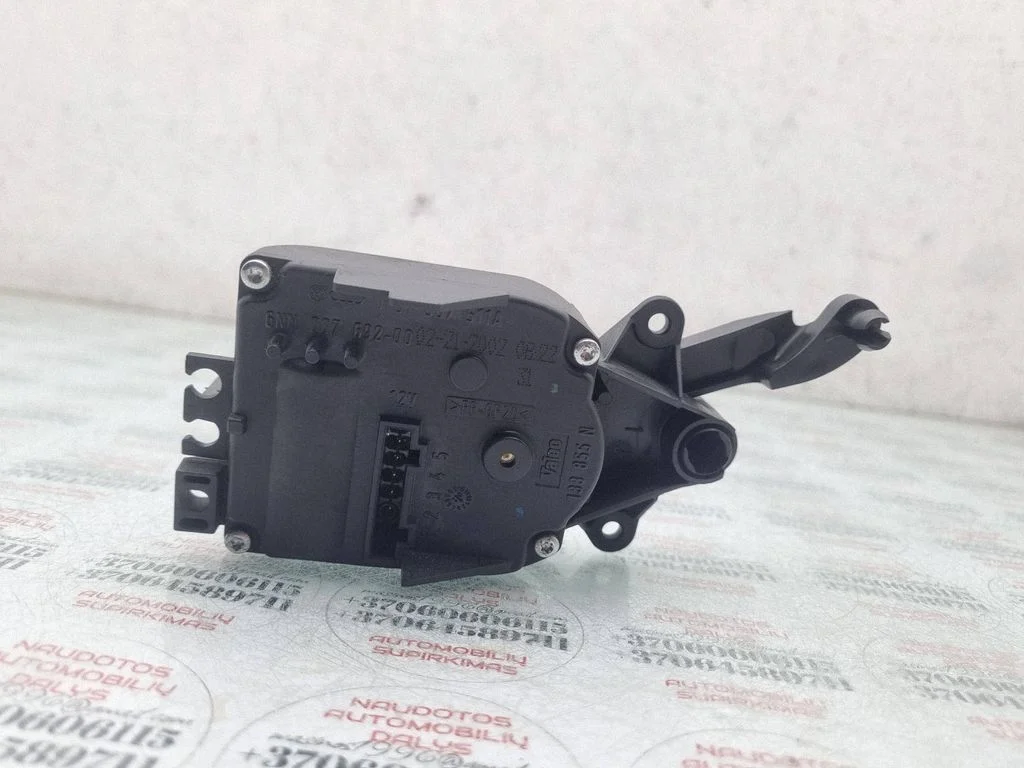 Gaisa aizvara motoriņš/aktuators 1J1907511A