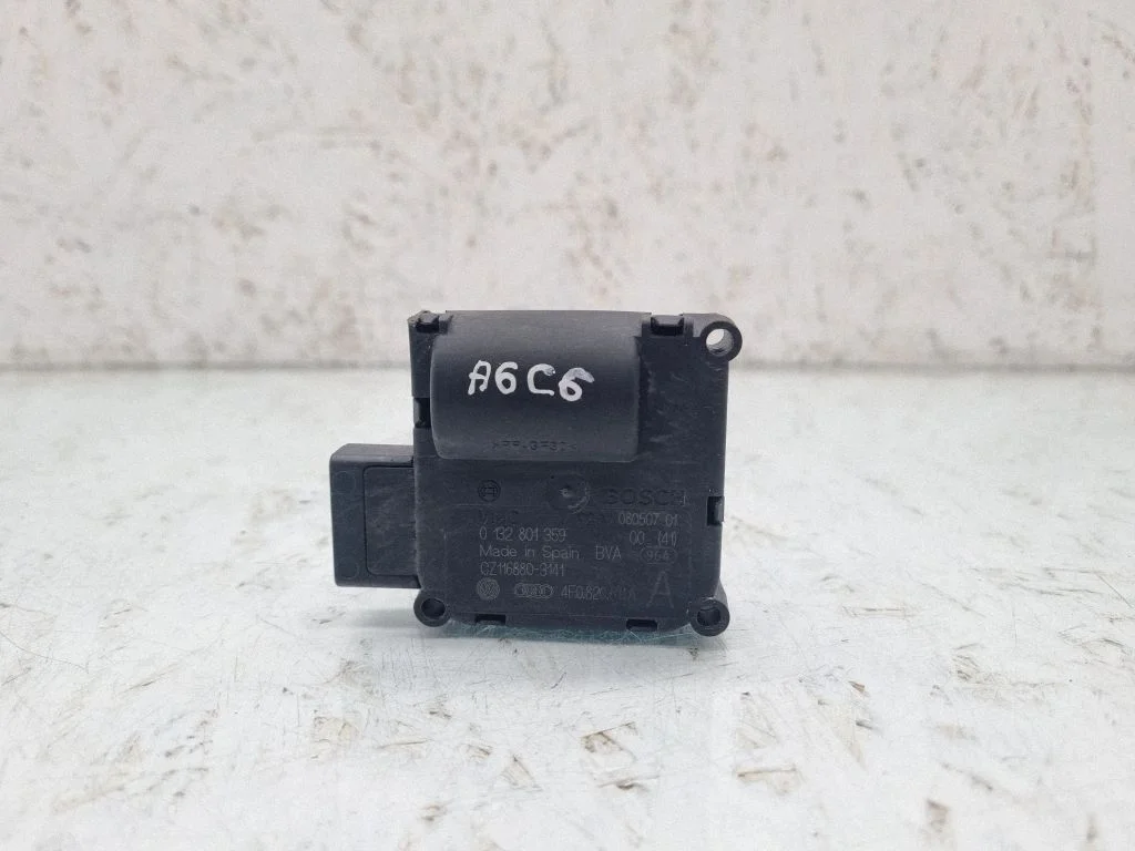 Air flap motor/actuator 4F0820511A