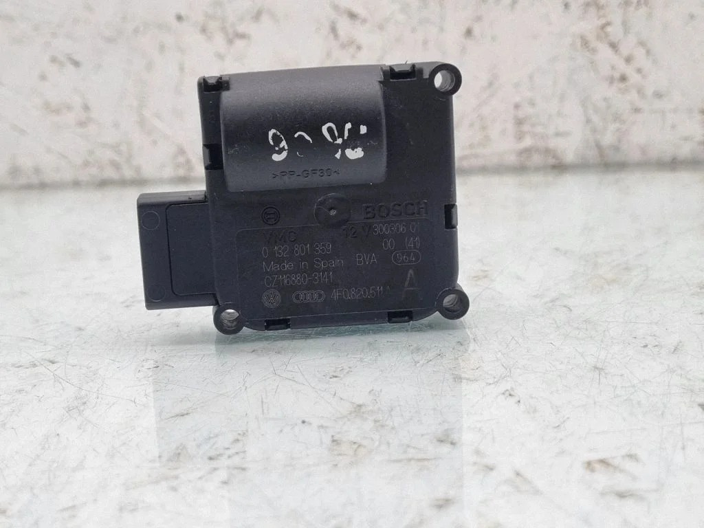 Air flap motor/actuator 4F0820511A