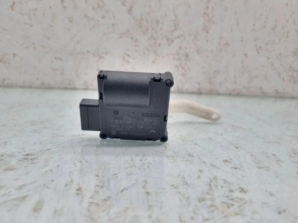 Air flap motor/actuator 4F0820511B