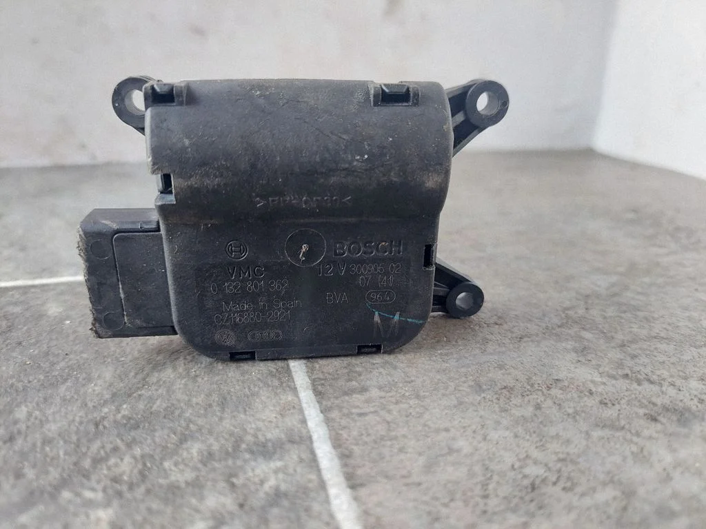 Õhuklapi mootor / ajam 0132801362