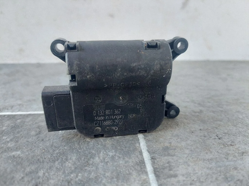 Õhuklapi mootor / ajam 0132801362
