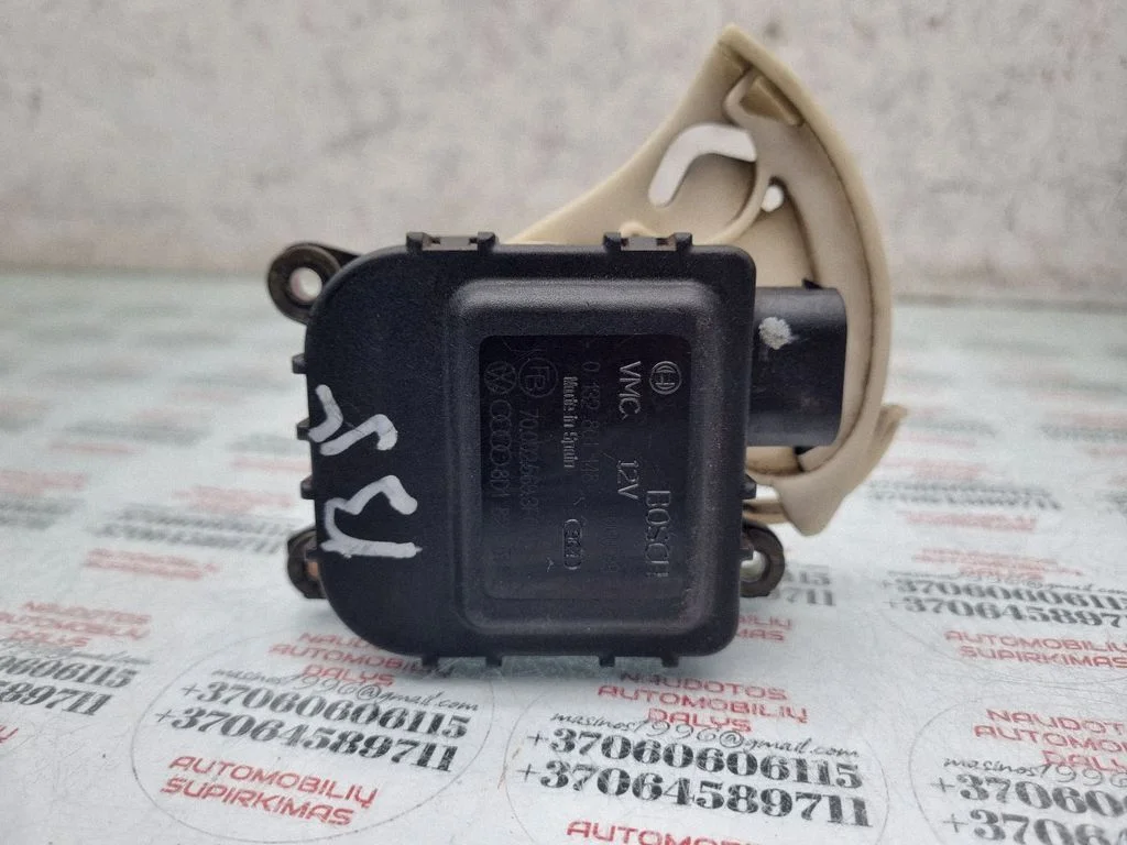 Air flap motor/actuator 8D1820511E