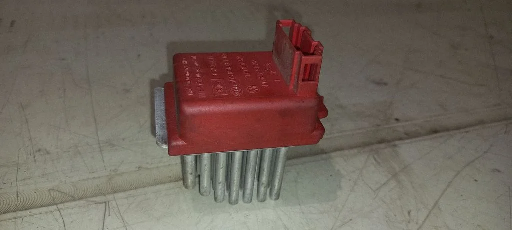 Heater blower motor/fan resistor – Ford Galaxy (1995-2000)
