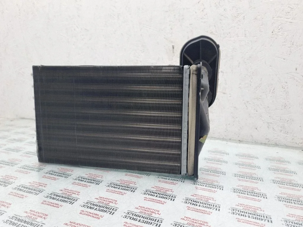 Salongi küttekeha radiaator 1J1819031A
