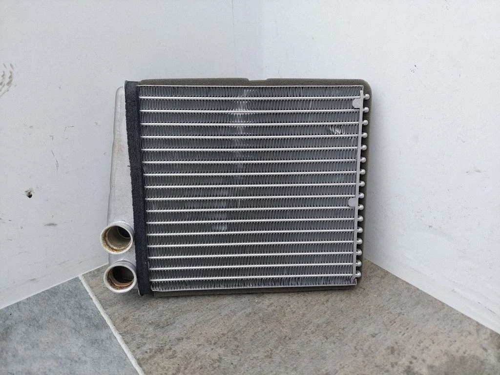 Salongi küttekeha radiaator 1K0819031