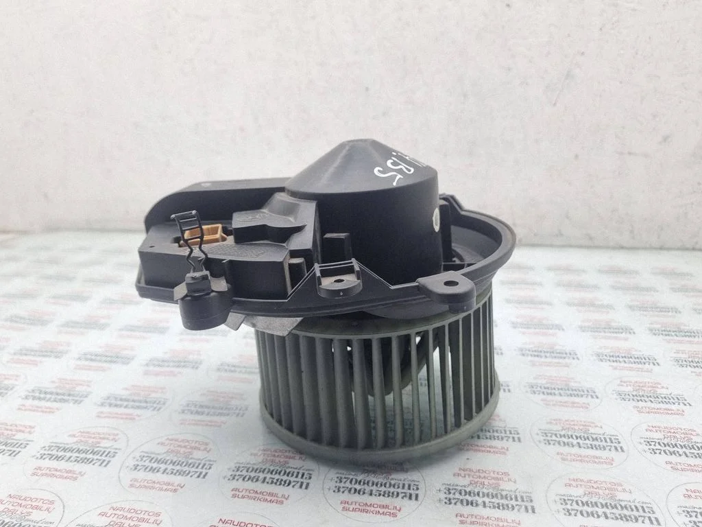 Heater fan/blower 8D1820021