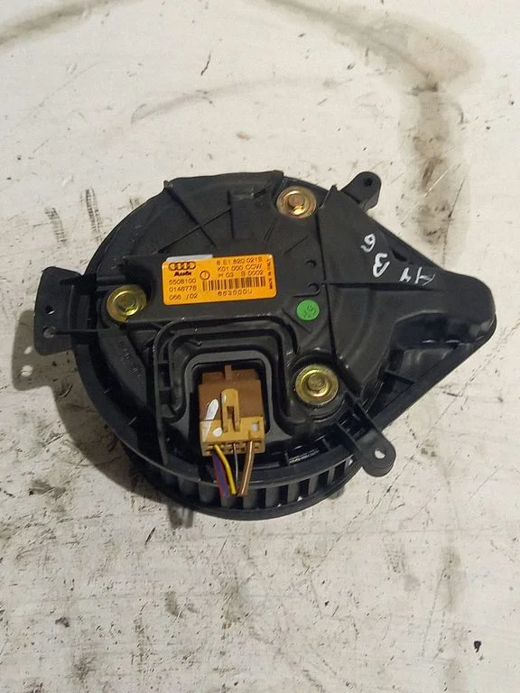 Heater fan/blower 8E1820021B