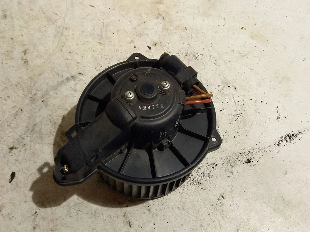 Heater fan/blower 4B1820021