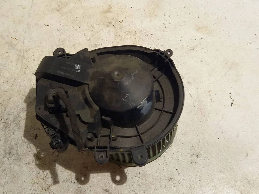 Heater fan/blower 8D1820021