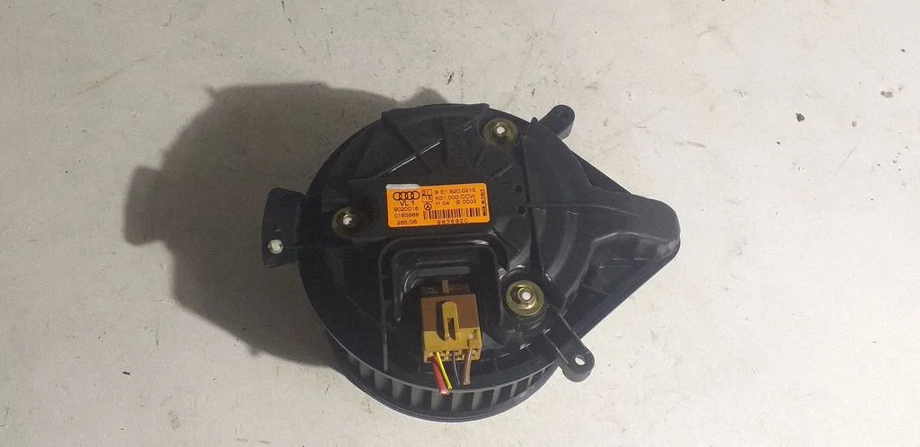 Heater fan/blower 8E1820021E
