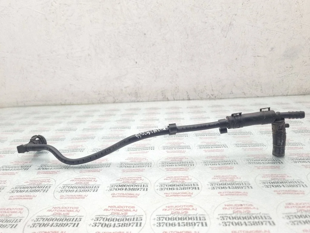 Engine coolant pipe/hose 8K0121081F
