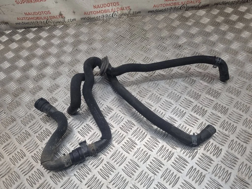 Engine coolant pipe/hose 8K0819345E