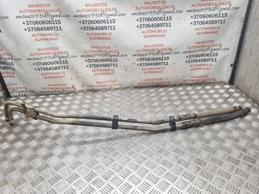 Engine coolant pipe/hose