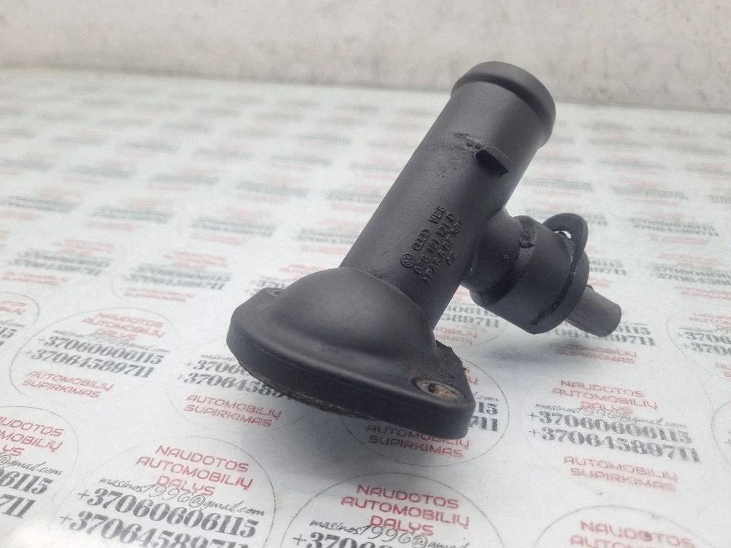 Engine coolant pipe/hose – Volkswagen Passat B6 (2005-2010)