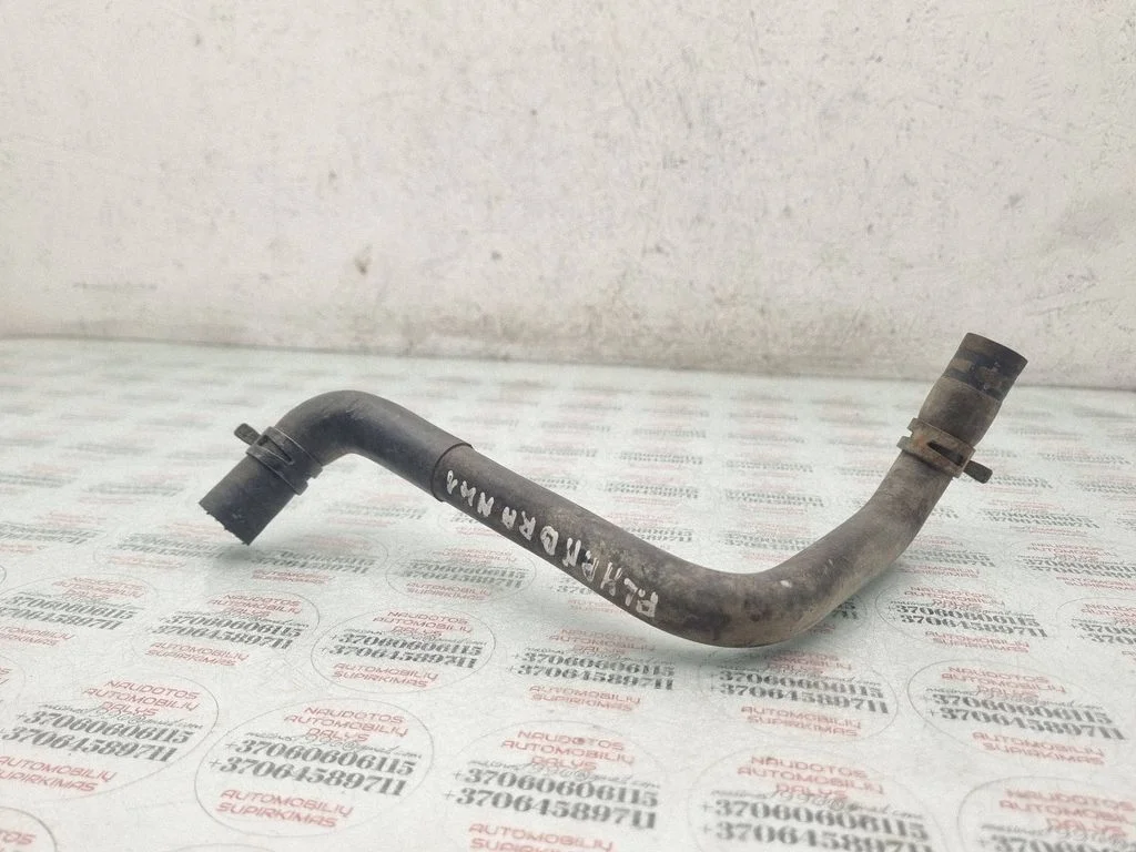 Engine coolant pipe/hose