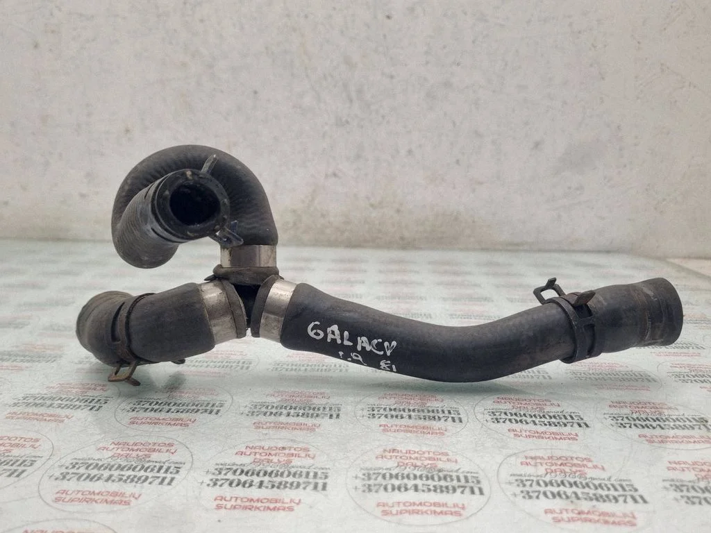 Engine coolant pipe/hose