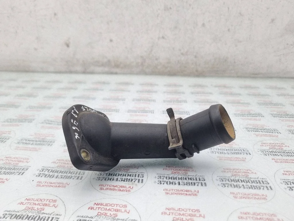 Engine coolant pipe/hose 038121121D