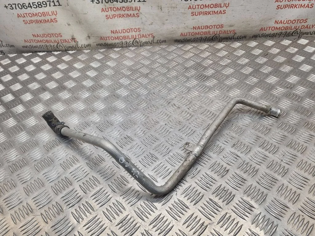 Motora dzesēšanas caurule (-es)/šļūtene (-es) 7L0815987D