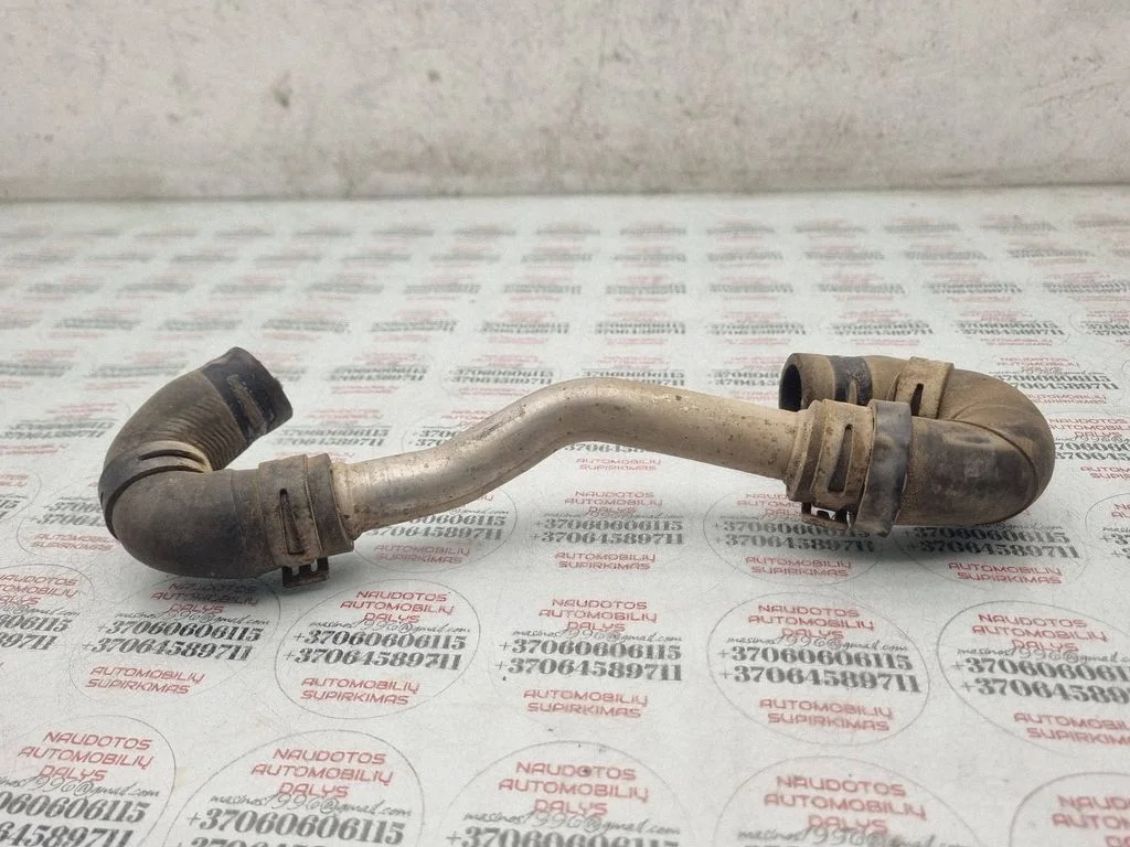 Motora dzesēšanas caurule (-es)/šļūtene (-es) 7L0819318B