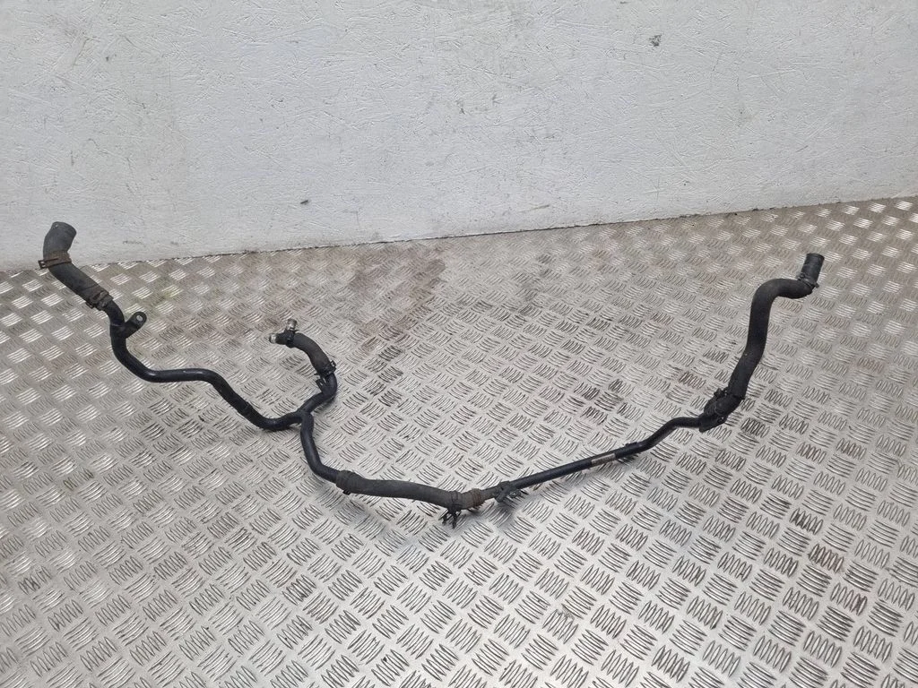 Engine coolant pipe/hose – Audi Q7 4L (2005-2015)