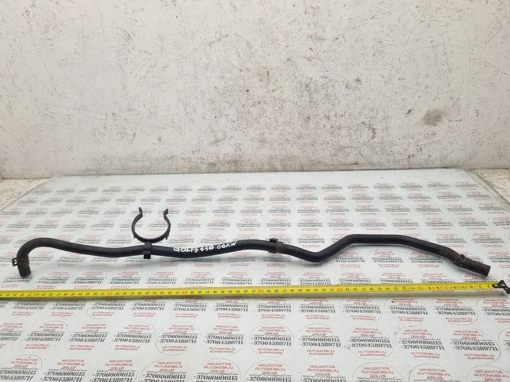 Engine coolant pipe/hose 03C133518P