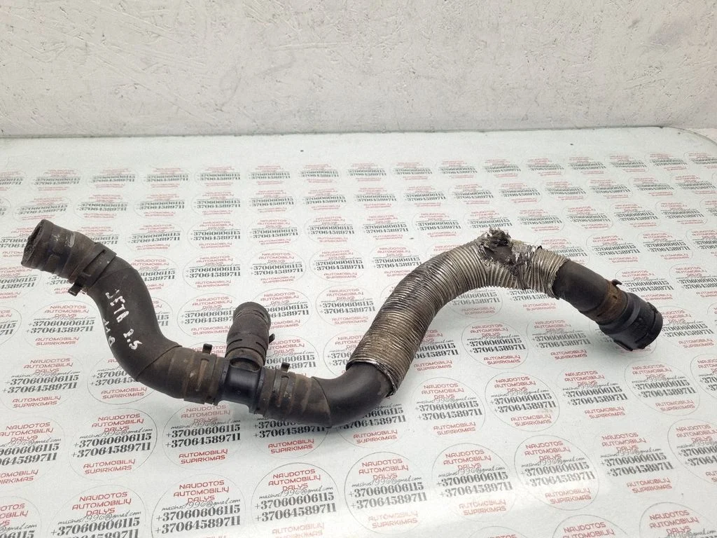 Engine coolant pipe/hose – Volkswagen Jetta V (2005-2010)