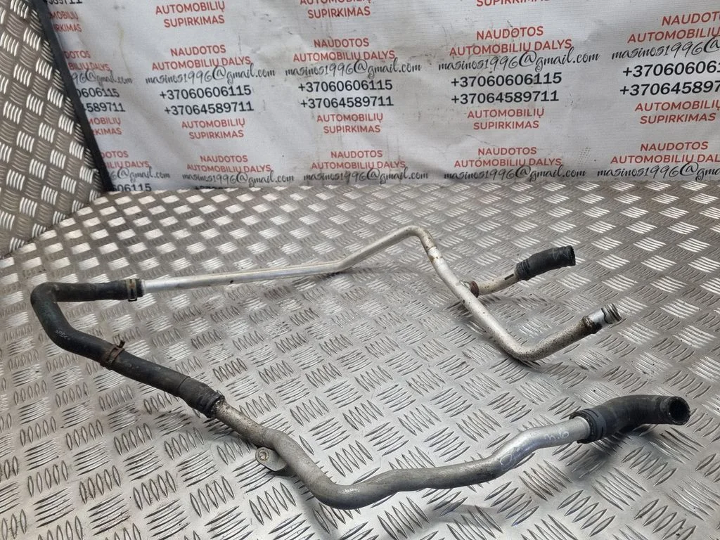 Engine coolant pipe/hose – Audi Q7 4L (2005-2015)