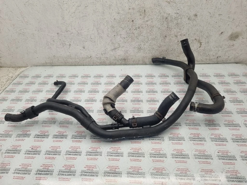 Engine coolant pipe/hose – Audi Q7 4L (2005-2015)