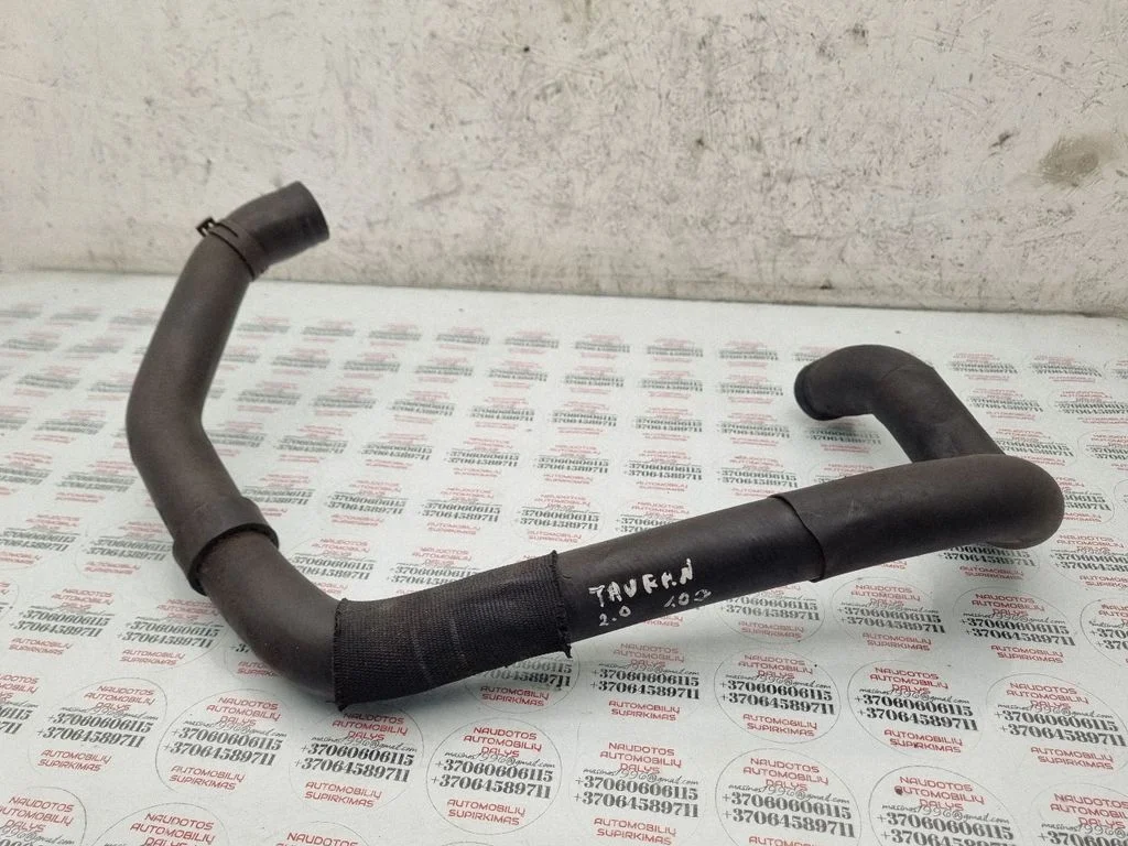 Engine coolant pipe/hose