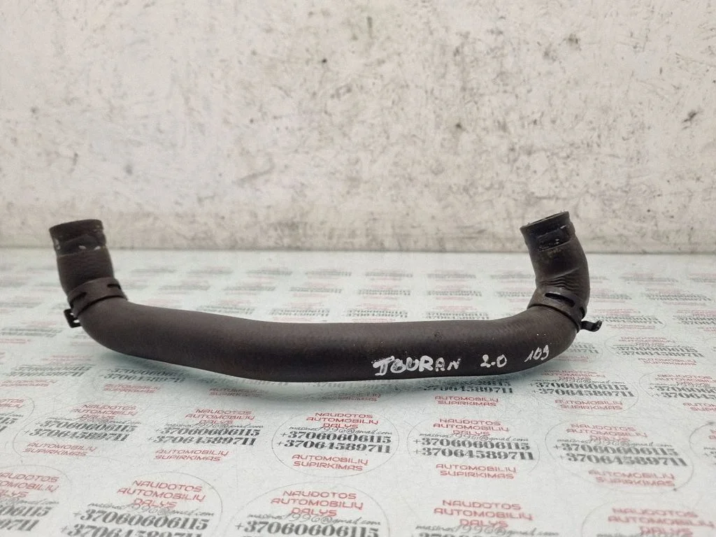 Engine coolant pipe/hose