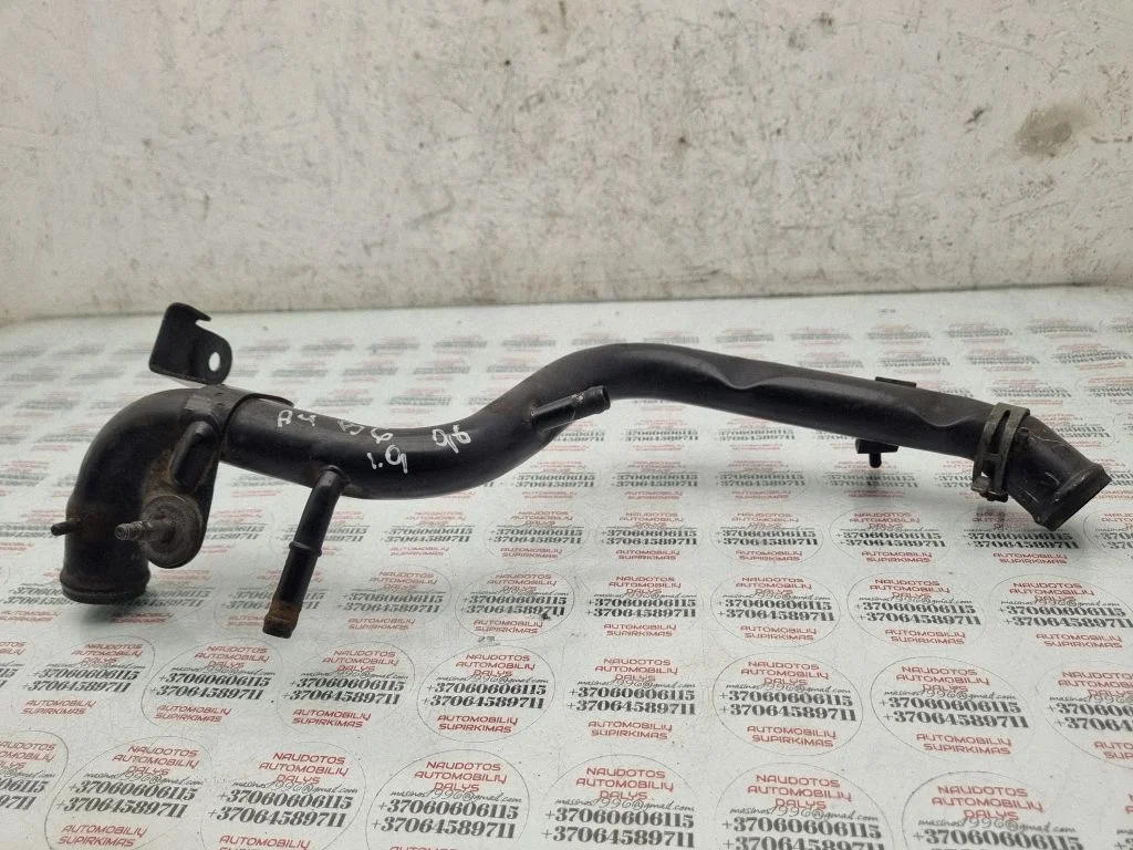 Engine coolant pipe/hose 038121071R