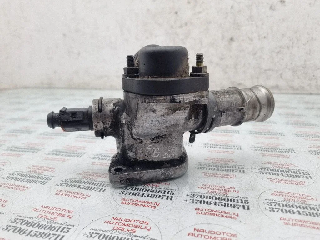 Engine coolant pipe/hose 038121133A