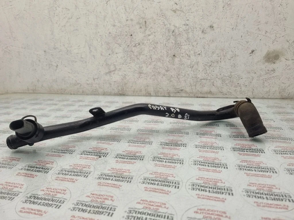 Engine coolant pipe/hose 5N0121065